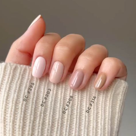 Fall Neutral Nails Dip, Basic Acrylic Nail Designs, Dnd Nude Gel Polish, Dnd Nude Colors, Nail Tip Designs, Band Nails, Dnd Gel Polish, Milky Nails, Basic Nails