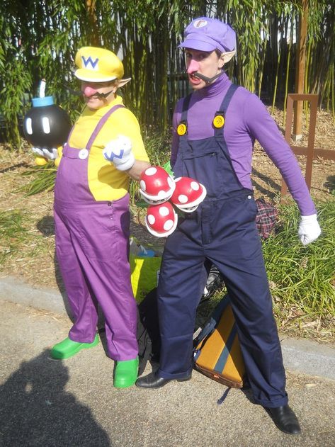 Wario And Waluigi Cosplay, Waluigi And Wario Costume, Mario And Waluigi Costume, Wario Waluigi Costume, Nintendo Halloween Costumes, Waluigi Costume, Wario Costume, Mario And Luigi Halloween, Luigi Halloween Costume