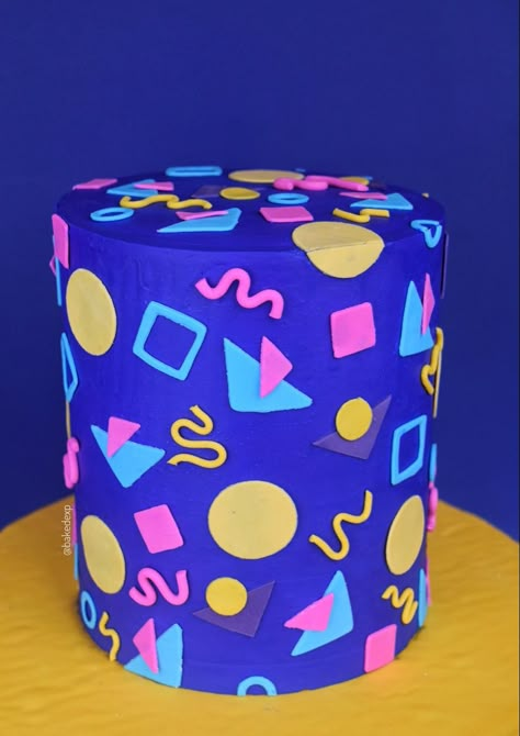 A violet colored cake with neon colored shapes. The shapes are squiggles, squares, circles, and triangles in neon pink, yellow, sky blue, and purple. 80s 90s Birthday Cake, 90s Style Birthday Cake, 1980s Theme Cake, 90s 30th Birthday Cake, 90s Theme Birthday Cake For Women, 90s Cake Design, 90s Sheet Cake, Saved By The Bell Party Decorations, 80’s Themed Cake