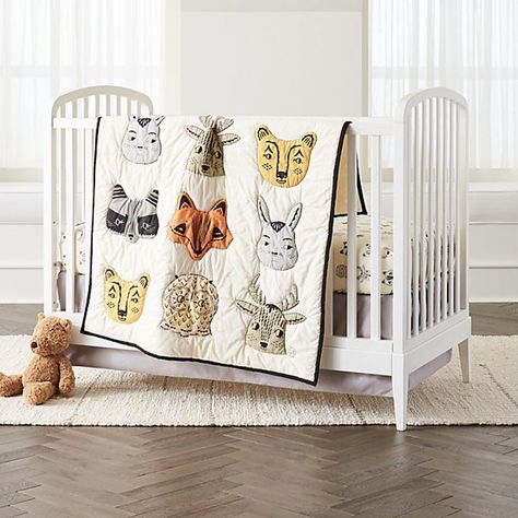 crib bedding Forest Crib Bedding, Forest Critters, Animal Baby Quilt, Neutral Crib, Baby Crib Quilt, Crib Bedding Boy, Toddler Sheets, Boys Crib, Baby Crib Bedding