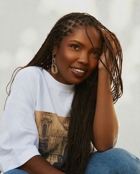 Ryan Destiny Box Braids, Ryan Destiny Braids, Hairstyles Kenya, Micro Braids Styles, Middle School Hairstyles, High School Hairstyles, Ryan Destiny, Hairstyles With Glasses, Braids Hairstyles Pictures