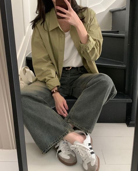 대학생 스타일, Simple Casual Outfits, Casual College Outfits, Diy Vetement, Korean Casual Outfits, Everyday Fashion Outfits, Casual Day Outfits, Tomboy Outfits, Quick Outfits