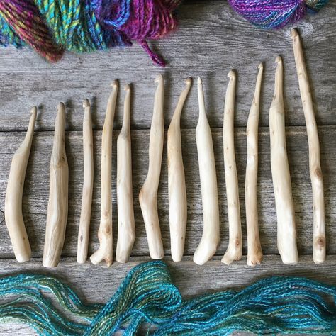 Hand Carved wooden crochet hooks made from reclaimed fallen eucalyptus branches. Made by Miramar Woods Crochet Scarf Chunky, Whittling Ideas, Wooden Crochet Hooks, Crochet Pieces, Holiday Crafts Diy, Chunky Crochet, Blanket Crochet, The Maker, Creative Life