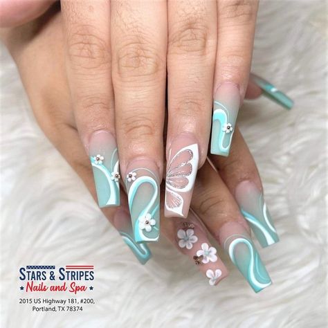 Mint Green Bling Nails, Mint Green And White Nails, Aquamarine Nails Design, Mint Nails Design, Rose Gold Nails Design, 3d Acrylic Nails, Mint Green Nails, Mint Nails, Butterfly Nail Designs