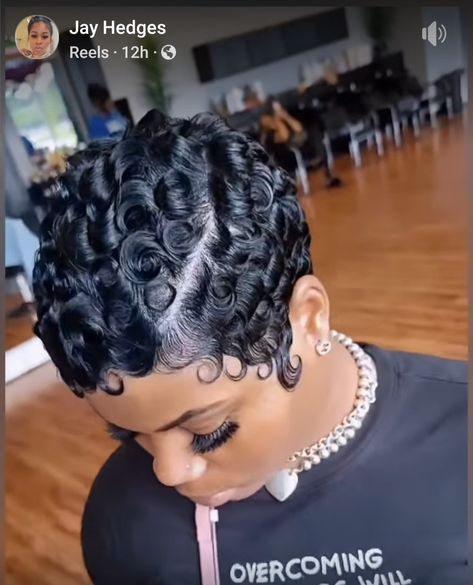 Short Hairstyle With Crown, Finger Wave Wedding Hair Short, Finger Wave Hairstyles For Black Women, Curls On Short Relaxed Hair, Betty Boop Curls Black Hair, Hairstyles On Short Hair Black Women, Pin Curl Pixie Cut Black Women, Pincurls Hair Short, Pin Curls Black Women