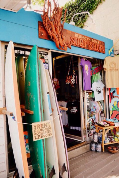 Surf shop Big Wave Surfing, Sup Yoga, Surfer Style, Surf Shack, Summer Surf, California Surf, Surf Life, Beach Shop, Bali Travel