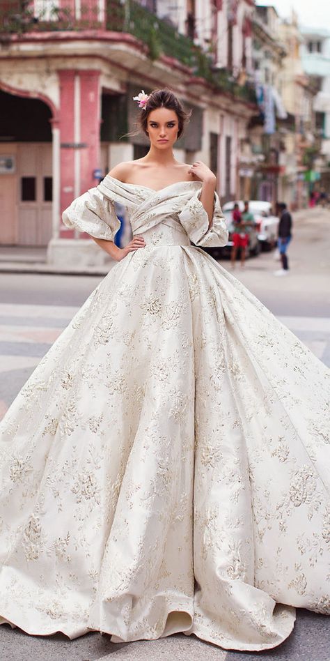 lorenzo rossi weddding dresses 2018 ball gown off the shoulder sweetheart criss cross bodice Wedding Dresses Ball Gown Sweetheart, Weddding Dress, Wedding Dresses 2018, Lace Ball Gowns, Princess Ball Gowns, Fitted Wedding Dress, Princess Wedding Dresses, New Wedding Dresses, Wedding Dress Sleeves