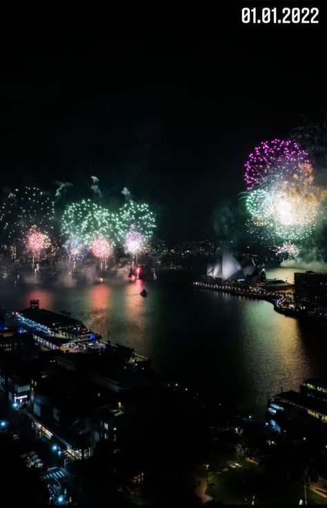 F1 Fireworks, Fireworks, Celestial Bodies, Water