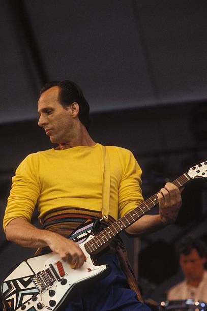 Adrian Belew, King Crimson, Progressive Rock, Guitar Hero, First Nations, Classic Rock, Classical Music, Paloma, Guitarist