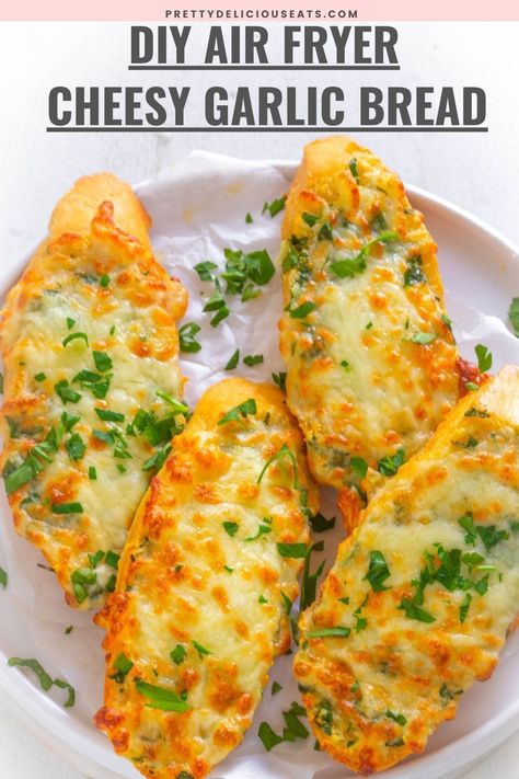 Garlic Cheese Bread Air Fryer, Air Fryer Baguette, Air Fryer Garlic Bread, Air Fried Recipes, Savory Bread Recipe, Air Fryer Garlic, Air Fryer Recipes Snacks, New Air Fryer Recipes, Fried Recipes