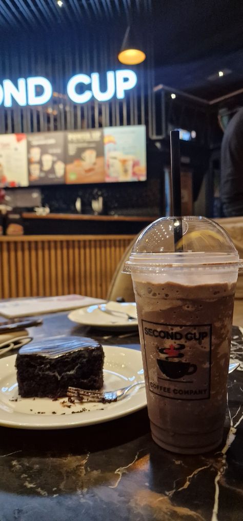 Second Cup Coffee Snapchat, Cofee Story Snap Night, Zero Degree Cafe Snapchat, Indore Cafe Snap, Fake Cafe Snaps, Night Cafe Snap, Cofee Story Snap, Night Coffee Snap, Second Cup Coffee