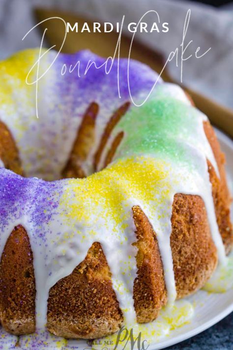 Pound cake with cinnamon and cream cheese filling and Mardi Gras glaze Gluten Free King Cake, Cake Monkey, New Orleans King Cake, King Cake Recipe, Almond Pound Cakes, Mardi Gras King Cake, Mardi Gras Food, Creole Recipes, King Cake