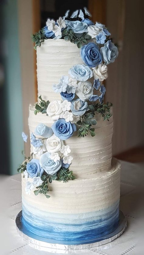 Blue Wedding Theme Flowers, Beach Wedding Cakes Simple, Blue Wedding Theme Centerpieces, Blue And Purple Orchids, Light Blue Wedding Cake, Teal Wedding Cake, Wedding Color Schemes Blue, Sky Blue Weddings, Wedding Theme Color Schemes