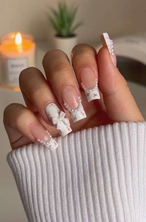 Nagel Tips, Girly Acrylic Nails, Pearl Nails, Fancy Nails, Valentine's Day Nails, Valentines Nails, Best Acrylic Nails, Nude Nails, Nail Manicure