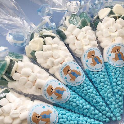 Baby Shower Party Bags, Confirmation Ideas, Personalised Favours, Theme Bapteme, Cookies Cupcake, Baby Shower Sweets, Baby Shower Favours, Baby Shower Baskets, Baby Shower Treats