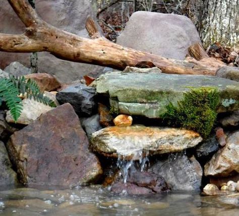 Diy Spillway Waterfall, Waterfall Spillway Ideas, Homemade Waterfall, Waterfall Diy, Spillway Waterfall, Splash Blocks, Waterfall Garden, Wildlife Pond, Goldfish Pond