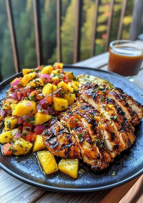 Lemon Ginger Chicken, Pineapple Mango Salsa, Cajun Recipes Authentic, Chicken With Pineapple, Gordon Ramsay Recipe, Jamie Oliver Recipes, Ginger Chicken, Pineapple Salsa, Lemon Ginger