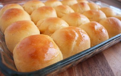 Buttermilk Sweet Potato Dinner Rolls - Cooking Classy Potato Dinner Rolls Recipe, Potato Dinner Rolls, Sweet Potato Dinner, Sweet Dinner Rolls, Potato Dinner, Biscuit Rolls, Homemade Dinner Rolls, Dinner Rolls Recipe, Homemade Hamburgers