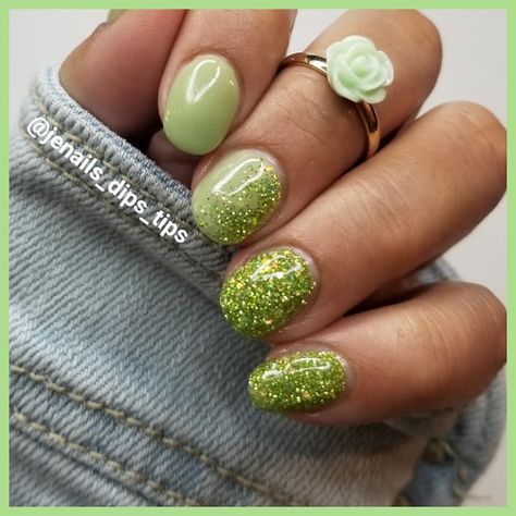 Birthday Nail Designs, August Nails, Hello August, Peridot Color, Powder Manicure, Month Of August, Manicure Inspiration, Glamour Nails, Glitter Dipped