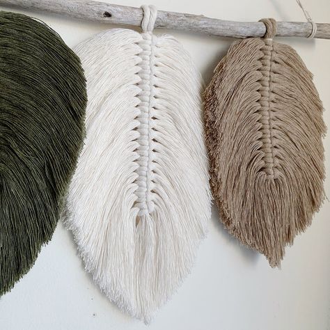 Macrame Feather Wall Hanging, Color Terracota, Feather Wall Hanging, Neutral Wall Decor, Macrame Tapestry, Boho Tapestry, Elegant Wall Art, Feather Wall, Macrame Wall Art