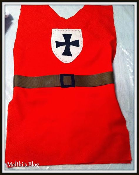 Malthi's Blog: DIY:Simple Knight Costume for Boys Knight Costume Diy, Ren Fair Costume, Diy Knight Costume, Knight Costume For Kids, Knight Halloween Costume, Kids Dress Up Costumes, Knight Halloween, Robin Hood Costume, Knight Outfit