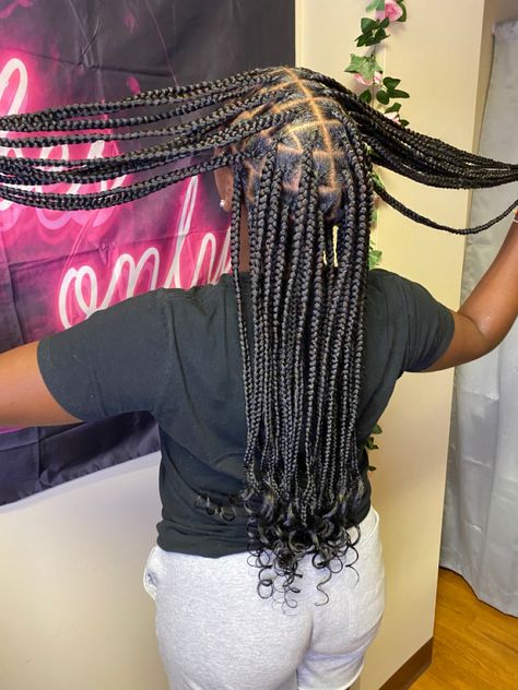 Bra Lenght Braids, Knotless Braids Mid Back Length, Autumn Braids, Girls Braided Hairstyles Kids, Low Ponytail Hairstyles, Box Braid Hair, Medium Hair Braids, Short Box Braids Hairstyles, Vacation Hairstyles