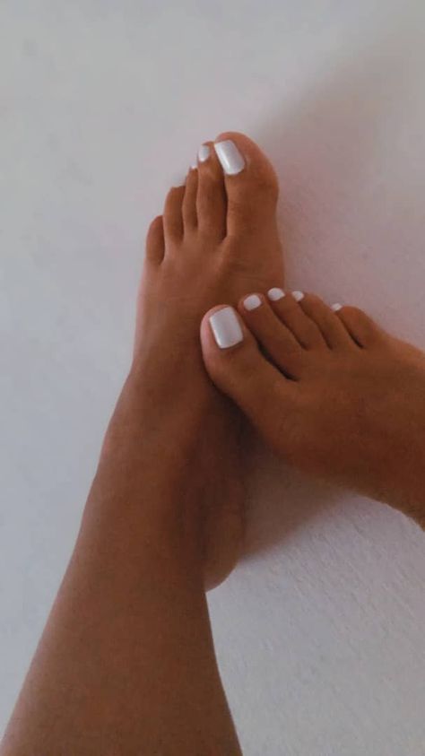 Perfect Feet Nails Pedicures, Smooth Feet Tips, Maintenance Week, Sweet Quotes For Girlfriend, Cute Toe Nails, Toenail Polish, Cute Toes, Hot Spicy, Acrylic Nails Coffin Short