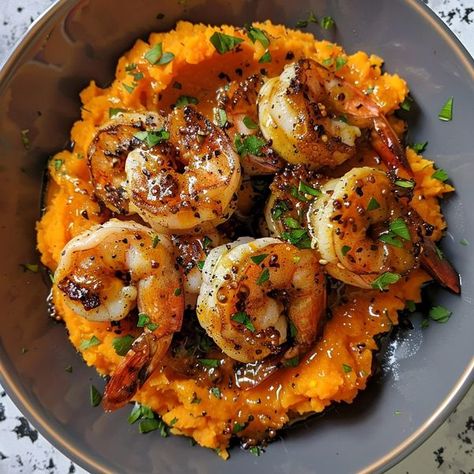 cookefast Sweet Potato Shrimp Bowl, Sweet Potato Cauliflower Mash, Shrimp With Sweet Potato, Shrimp Sweet Potato Recipes, Shrimp And Sweet Potato, Sweet Potato Cauliflower, Honey Shrimp, Spiced Honey, Tamari Sauce