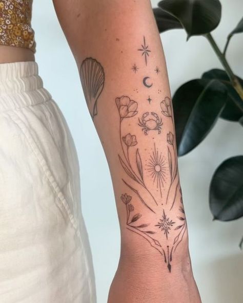 SOFTBOY on Instagram: "Ornamental zodiac tattoo, guess the sign! ☺️ I would love to do some more pieces like this, link in bio to book! Thanks so much Natalie 💫 - #cancerzodiac #ornamentaltattoo #finelinetattoo #torontotattooartist #stickersleeve #tattooideas" Tattoo Ideas Pretty, Pieces Zodiac Tattoo, A Butterfly Tattoo, Pieces Zodiac, Damn Shawty, Whimsical Tattoos, Flash Ideas, Zodiac Sign Tattoos, Beach Tattoo