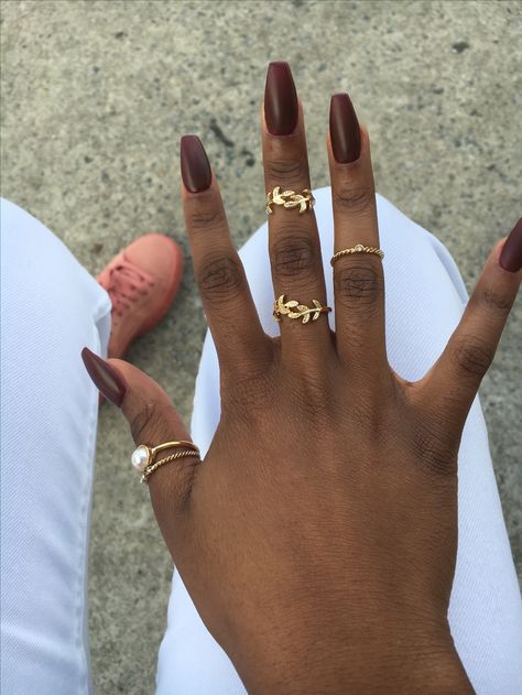 Nail Design On Brown Skin, Best Nails For Dark Skin, Brown Nails For Black Women, Fall Nails Dark Skin Black Women, Nails On Brown Skin Black Women, Dark Nails On Dark Skin, Nails Acrylic Brown Skin, Chocolate Nails On Dark Skin, Brown Nails Dark Skin