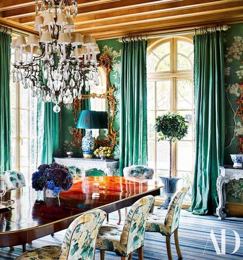 Chinoiserie Dining Room, Living Colors, San Francisco Houses, Dinner Plans, House Of Turquoise, Green Walls, Chinoiserie Chic, The Dining Room, Blue Living Room