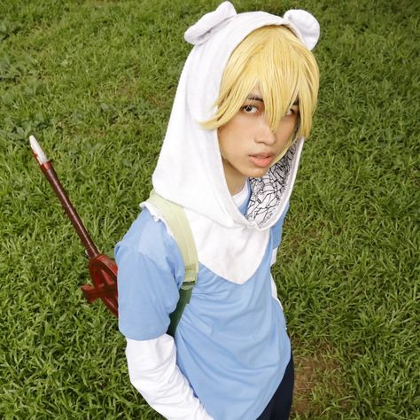 Adventure Time CG⚔️ Finn Cosplay Adventure Time, Finn Adventure Time Costume, Finn The Human Cosplay, Finn The Human Costume, Jake Costume, Finn Cosplay, Finn Costume, Finn Hat, Adventure Time Costume