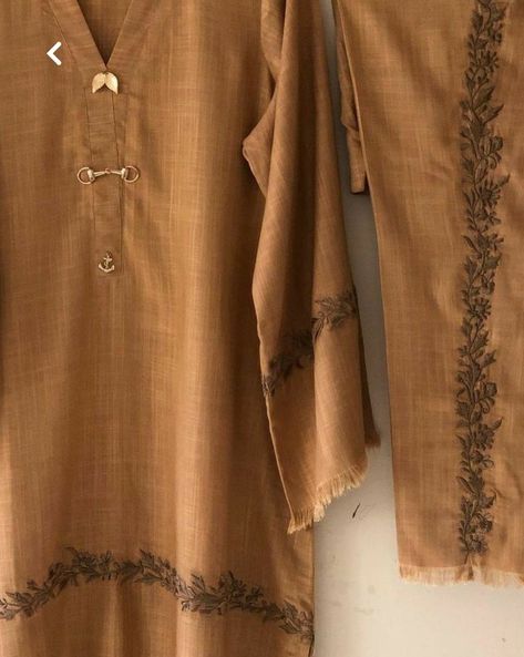 Eid Collection 2022, Latest Dress Design, Simple Kurta Designs, Dresses Ladies, Trendy Shirt Designs, Pakistani Fashion Casual, Pakistani Dresses Casual, Pakistani Fashion Party Wear, Salwar Kamiz