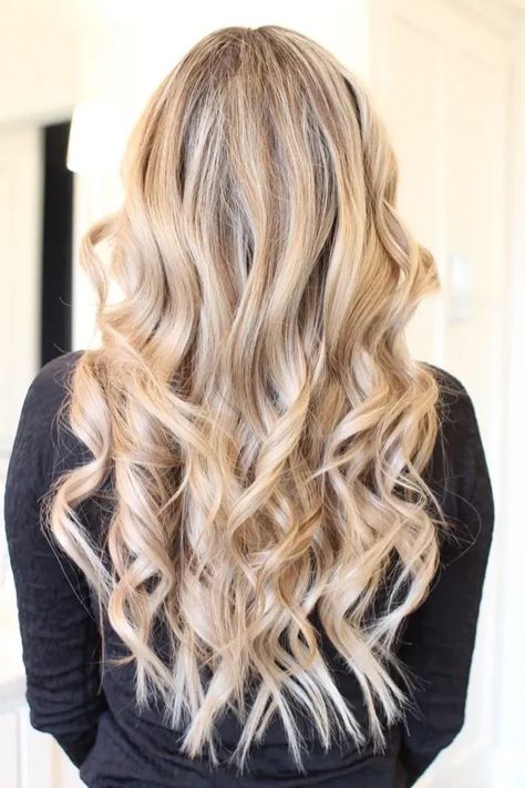 Curling Wand Hair, Curls For Medium Length Hair, Media Cola, Brush Curling, Curl Your Hair, Curls For Long Hair, Curling Hair With Wand, Ball Hairstyles, Hair Curls