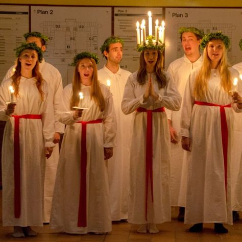 Santa Lucia Day, St Lucia Day, Saint Lucy, Christmas Films, Swedish Christmas, Christian Traditions, Santa Lucia, White Gowns, Ginger Snaps