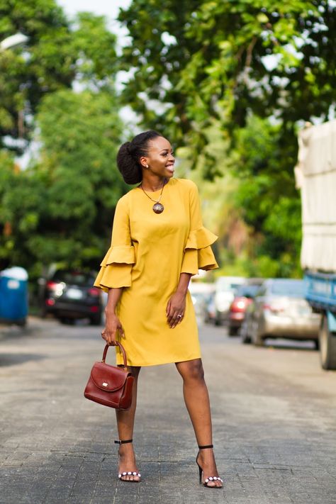 Mustard Yellow Dress Outfit Classy, Shift Dress Outfit Work, Mustard Yellow Dress Outfit, Yellow Dress Outfit Classy, Dress Outfit Work, Dresses African Fashion, Shift Dress Outfit, Yellow Dress Outfit, Mustard Yellow Dress