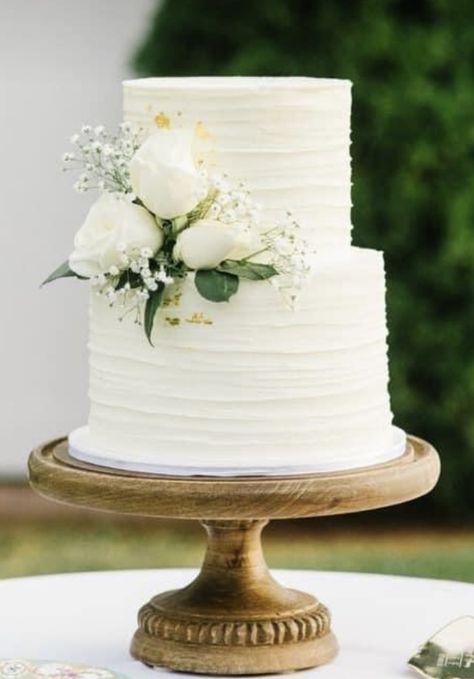 White Wedding Cake With Fresh Flowers, Simple 2 Layer Wedding Cake, Wedding Cake With No Flowers, Simple Wedding Cake Decorating, Wedding Cake Classic Elegant, Small Wedding Cakes Two Tier, 2 Tier Floral Cake, White Simple Wedding Cake, Simple Wedding Cake 2 Tier