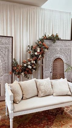 Rokha Decor At Home, Rokha Decor, Roka Ceremony Decoration, Punjabi Decor, Punjabi Wedding Decor, Henna Decor, Nikkah Decor, Light Airy Bedroom, Mendhi Decor