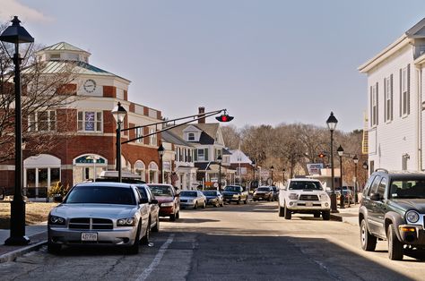 9 Signs You Live in Hingham, Massachusetts Cohasset Massachusetts, Hingham Massachusetts, House Painter, New England Travel, Seaside Cottage, Old Church, South Shore, A Town, American Cities