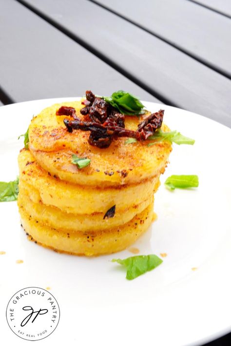 These Clean Eating Italian Polenta Rounds make a quick, unique and tasty breakfast on a busy weekday morning, or a light evening meal. Polenta Bread, Polenta Rounds, Italian Polenta, Peanut Butter Filled Pretzels, Clean Eating Grocery List, Polenta Recipes, Facebook Followers, Clean Eating For Beginners, Simple Breakfast