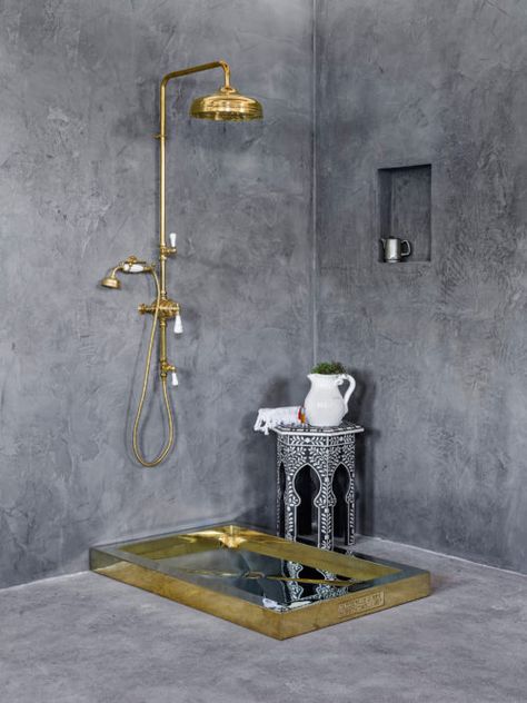 Brass shower and tray Luxury Resort Hotels, Living Colors, Brass Interior, Brass Shower, Luxury Shower, Shower Rail, Hotel Interior Design, Shower Base, Master Bedding