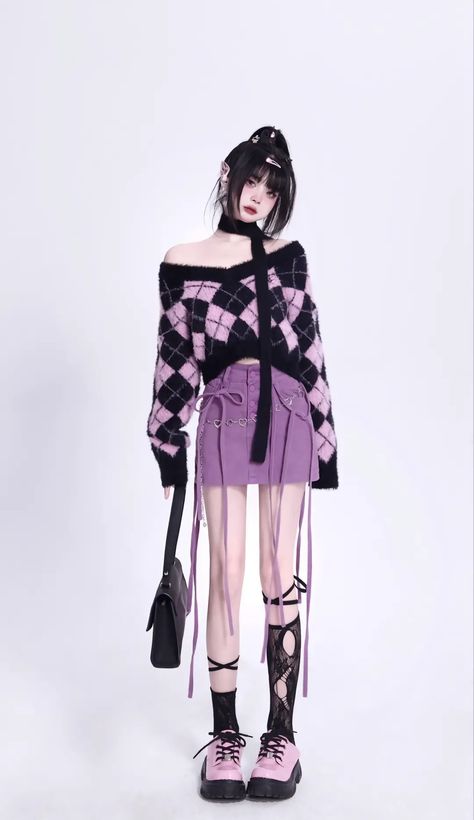 Cybercore / aesthetic / purple / pink / alternative / japanese / korean / chinese / pink bag / emo / cute girl Japanese Cybercore Fashion, Cute Japanese Outfits Street Style, 2000s Japanese Fashion Pink, Purple Outfits Korean, Pink Cybercore Outfits, Cheshire Cat Aesthetic Outfit, Cybercore Outfits Aesthetic, Cybercore Aesthetic Outfits, Chinese Fashion Aesthetic