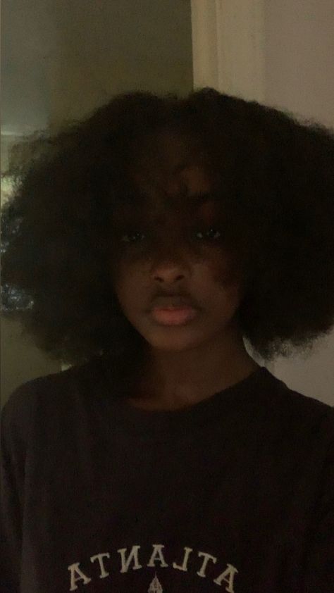 Bangs Black Women Natural Hair, 4c Bangs, Afro Hair With Bangs, Afro With Bangs, Afro Bangs, Puffy Bangs, Natural Hair With Bangs, Black Feminity, No Face Body Pictures