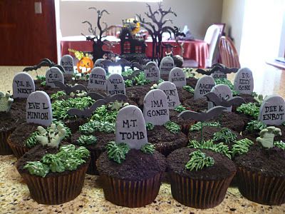 Grave Yard Cupcakes, Cemetery Themed Party, Graveyard Cupcakes Halloween, Over The Hill Cupcakes, Gravestone Cupcakes, Tombstone Cupcakes, Beetlejuice Dinner, Cemetery Cake, Graveyard Cupcakes