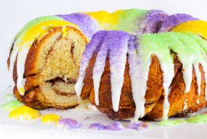 Napoleon Pastry, Cake Bundt, King Cake Recipe, Inside Cake, Nothing Bundt, Nothing Bundt Cakes, Mardi Gras King Cake, Lemon Bundt Cake, Baton Rouge Louisiana