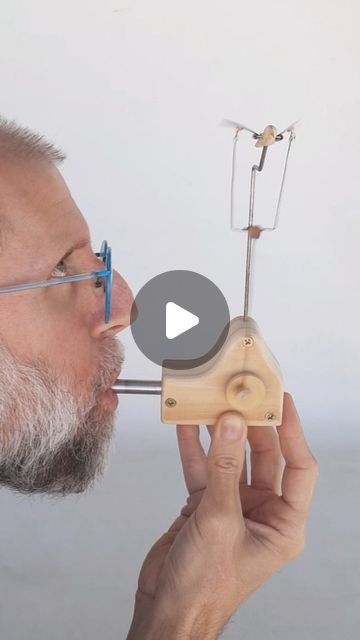 Automata Diy How To Make, Automaton Diy, Automata Diy, Diy Wooden Toys, Puppet Mechanics, Diy Mechanical Toys, Homemade Guitar, Rolling Ball Sculpture, Wood Toys Diy