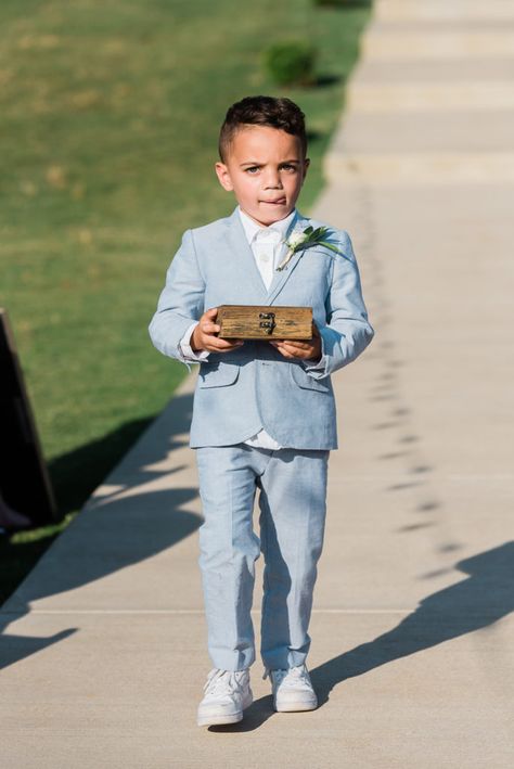 Destination Wedding Ring Bearer Outfit, Linen Ring Bearer Outfit, Light Blue Ring Bearer Outfit, Dusty Blue Wedding Ring Bearer, Beach Wedding Ring Bearer Outfit, Dusty Blue Ring Bearer Outfit, Baby Blue Wedding Ring, Summer Ring Bearer Outfit, Baby Blue Chambelanes Outfits