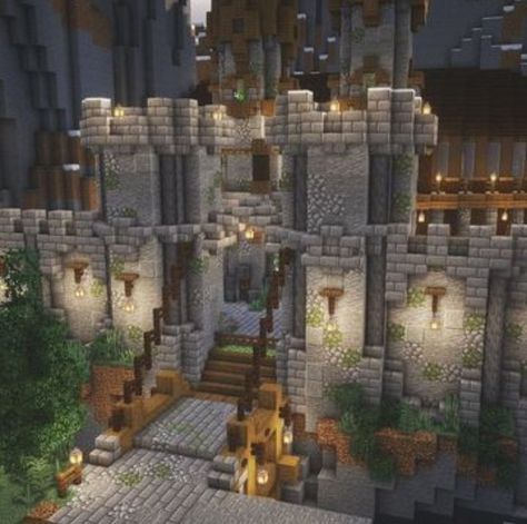 Castle On Mountain Minecraft, Minecraft Castle Drawbridge, Minecraft Castle Village Ideas, Castle Template Minecraft, Castle On Hill Minecraft, Medieval Kingdom Minecraft, Minecraft Castle Pillar, Cobblestone Castle Minecraft, Midevil Minecraft Build Castle