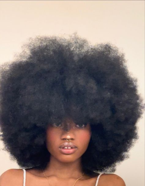 Black Hair Afro, Hair Motivation, Big Afro, Beautiful Black Hair, Hair Puff, Afro Style, Natural Afro Hairstyles, Pelo Afro, 4c Natural Hair