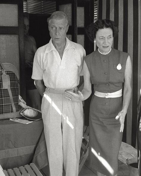 Edward Windsor, Duke Of Windsor, Pitti Uomo Street Style, Duchess Of Windsor, Wallis Simpson, Edward Viii, Ombre Prom Dresses, Ivy Style, King Edward